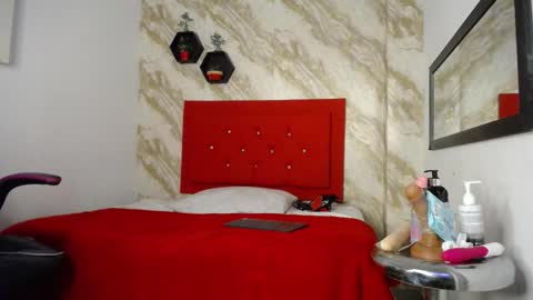 issa online show from 10/03/25, 01:19