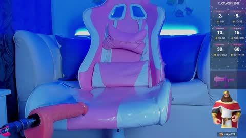 Snapshot of issac_james chatting on 12/10/24, 10:17 Issac online show from 12/10/24, 10:17