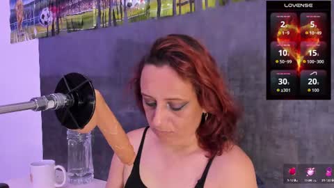 Snapshot of issys_milf chatting on 07/16/26, 12:22 ISSYS online show from 07/16/26, 12:22