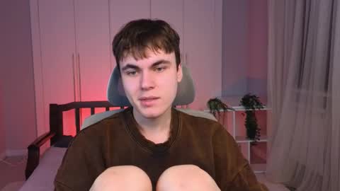 Snapshot of istairee chatting on 01/22/25, 09:24 Maks online show from 01/22/25, 09:24