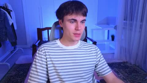 Snapshot of istairee chatting on 02/21/25, 01:55 Maks online show from 02/21/25, 01:55