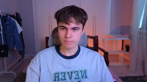 Snapshot of istairee chatting on 02/23/25, 09:11 Maks online show from 02/23/25, 09:11