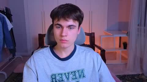 Snapshot of istairee chatting on 02/23/25, 12:16 Maks online show from 02/23/25, 12:16