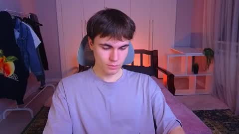 Snapshot of istairee chatting on 03/07/25, 01:29 Maks online show from 03/07/25, 01:29