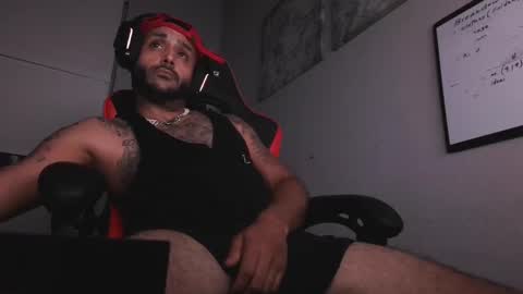 Snapshot of istreamtoo954 chatting on 09/24/25, 05:00 istreamtoo954 online show from 09/24/25, 05:00