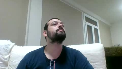 Snapshot of italianbigboy932 chatting on 03/18/26, 11:30 italianbigboy932 online show from 03/18/26, 11:30