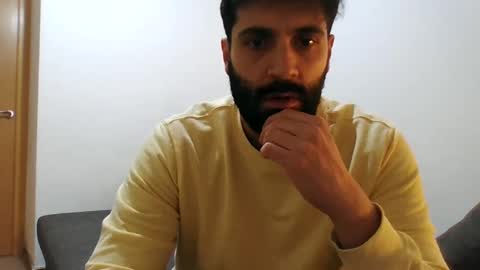 Snapshot of italianboybcn chatting on 12/28/24, 10:36 italianboybcn online show from 12/28/24, 10:36