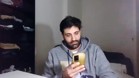 Snapshot of italianboybcn chatting on 01/12/25, 05:11 italianboybcn online show from 01/12/25, 05:11