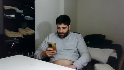 Snapshot of italianboybcn chatting on 01/16/25, 05:23 italianboybcn online show from 01/16/25, 05:23