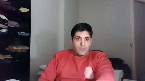 Snapshot of italianboybcn chatting on 01/30/25, 07:26 italianboybcn online show from 01/30/25, 07:26