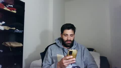 Snapshot of italianboybcn chatting on 03/02/25, 06:59 italianboybcn online show from 03/02/25, 06:59