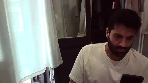 Snapshot of italianboybcn chatting on 09/13/25, 07:08 italianboybcn online show from 09/13/25, 07:08