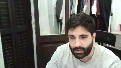 italianboybcn online show from 11/19/25, 06:19