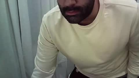 italianboybcn online show from 12/04/25, 09:12