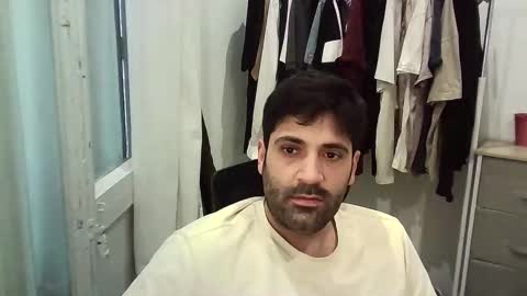 italianboybcn online show from 12/20/25, 09:16