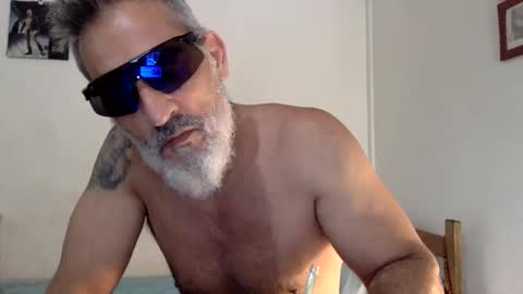 Snapshot of italiankingstripper chatting on 02/05/26, 03:05 italiankingstripper online show from 02/05/26, 03:05