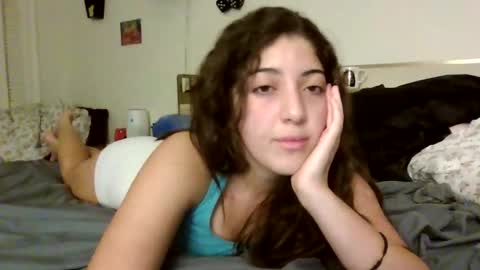 Snapshot of italiankittyx chatting on 03/12/26, 02:39 ItalianKitty online show from 03/12/26, 02:39