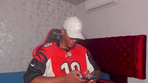 itanxfor online show from 11/25/25, 12:38