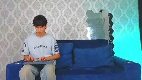 Ithan and Friends online show from 03/11/25, 01:12