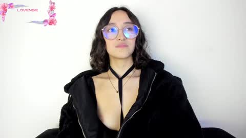 Angelica online show from 01/17/25, 09:39