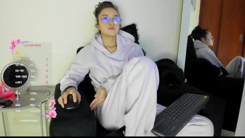 Angelica online show from 10/12/25, 12:31