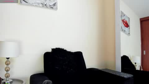 Angelica online show from 05/01/26, 06:12