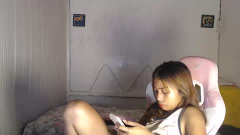 Snapshot of its_andrea chatting on 10/20/25, 06:47 its andrea online show from 10/20/25, 06:47