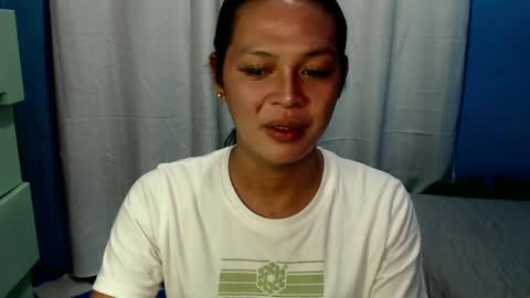 Snapshot of its_asiandave chatting on 03/12/25, 09:35 DAVE online show from 03/12/25, 09:35