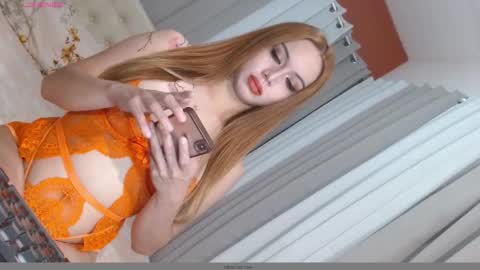 Snapshot of its_emilyvillain chatting on 11/27/25, 03:30 Emily online show from 11/27/25, 03:30