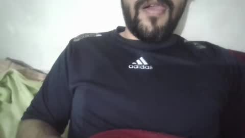 Snapshot of its_me_2323 chatting on 02/05/25, 06:46 its_me_2323 online show from 02/05/25, 06:46