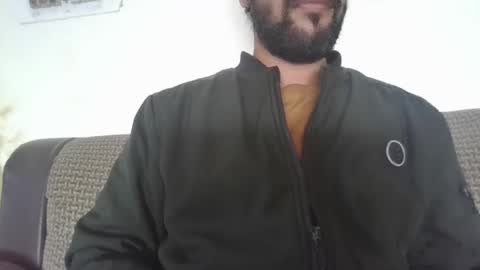 Snapshot of its_me_2323 chatting on 10/23/25, 04:45 its_me_2323 online show from 10/23/25, 04:45