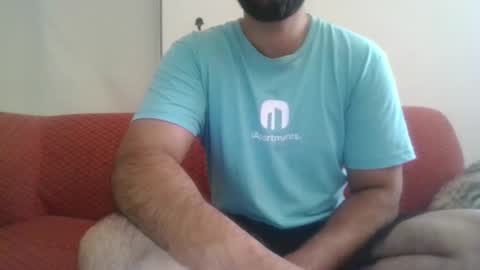 Snapshot of its_me_2323 chatting on 11/04/25, 01:59 its_me_2323 online show from 11/04/25, 01:59