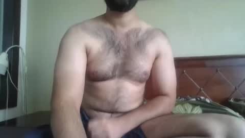 Snapshot of its_me_2323 chatting on 12/15/25, 03:22 its_me_2323 online show from 12/15/25, 03:22