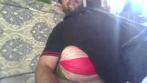 Snapshot of its_me_2323 chatting on 03/24/26, 06:40 its_me_2323 online show from 03/24/26, 06:40