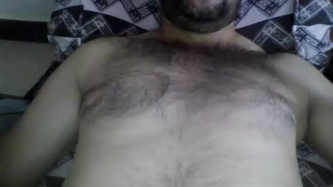 Snapshot of its_me_2323 chatting on 06/04/26, 07:25 its_me_2323 online show from 06/04/26, 07:25