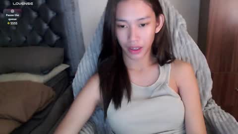 Snapshot of its_me_cora chatting on 03/03/25, 06:15 Cora online show from 03/03/25, 06:15