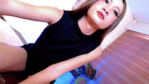 Snapshot of its_me_luna1111 chatting on 07/05/26, 05:36 its_me_luna1111 online show from 07/05/26, 05:36