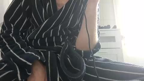 Snapshot of its_me_mave chatting on 02/19/25, 04:22 Dutch online show from 02/19/25, 04:22