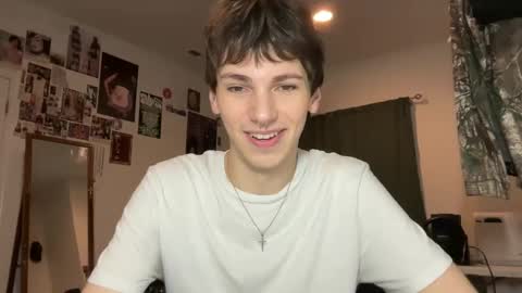 Snapshot of its_rowan chatting on 09/27/25, 02:27 Rowan online show from 09/27/25, 02:27