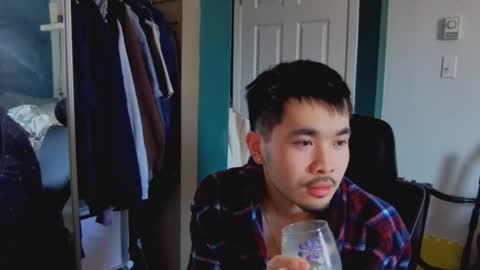 Snapshot of itsagoodboy69 chatting on 03/25/26, 03:40 asiancollegebro online show from 03/25/26, 03:40