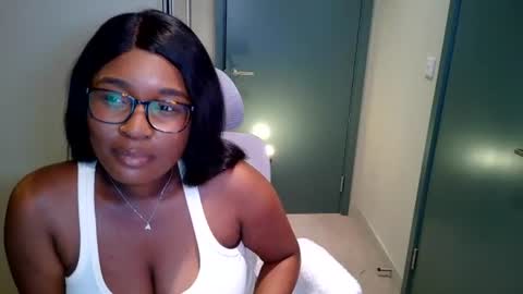 itsanna_b online show from 07/01/26, 12:56