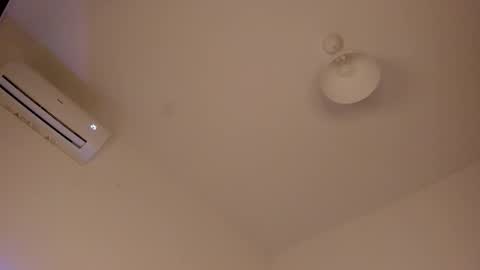 Snapshot of itsbellax chatting on 10/30/25, 04:30 Isabella online show from 10/30/25, 04:30