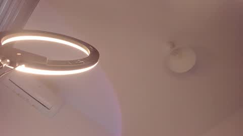 Snapshot of itsbellax chatting on 12/03/25, 01:09 Isabella online show from 12/03/25, 01:09