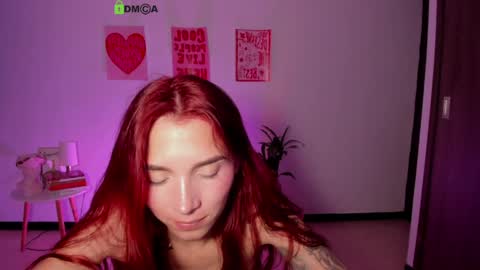 Snapshot of itscamill chatting on 04/11/26, 02:27 camill online show from 04/11/26, 02:27