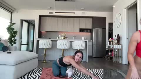 Snapshot of itscaylawatsun chatting on 02/21/25, 05:09 itscaylawatsun online show from 02/21/25, 05:09