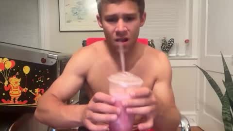 Snapshot of itsdanielriversxxx chatting on 05/19/26, 12:38 danielriversvip online show from 05/19/26, 12:38