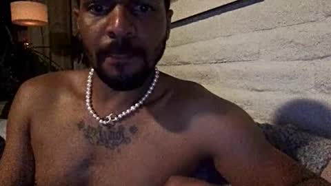 Snapshot of itsicetrey chatting on 10/02/25, 09:38 Trey online show from 10/02/25, 09:38