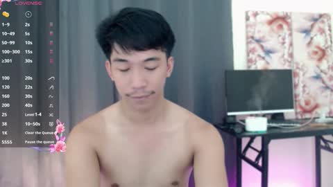 itsme_cxhennn online show from 11/25/25, 08:58