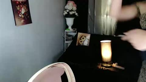 itsme_liza online show from 06/11/26, 12:03