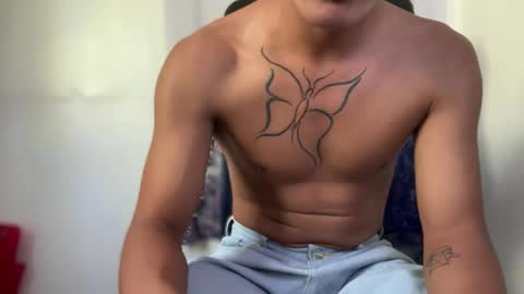 itsme_urboy online show from 05/03/26, 06:08